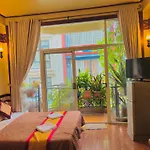 Bi Saigon Hotel - Bui Vien Walking Street