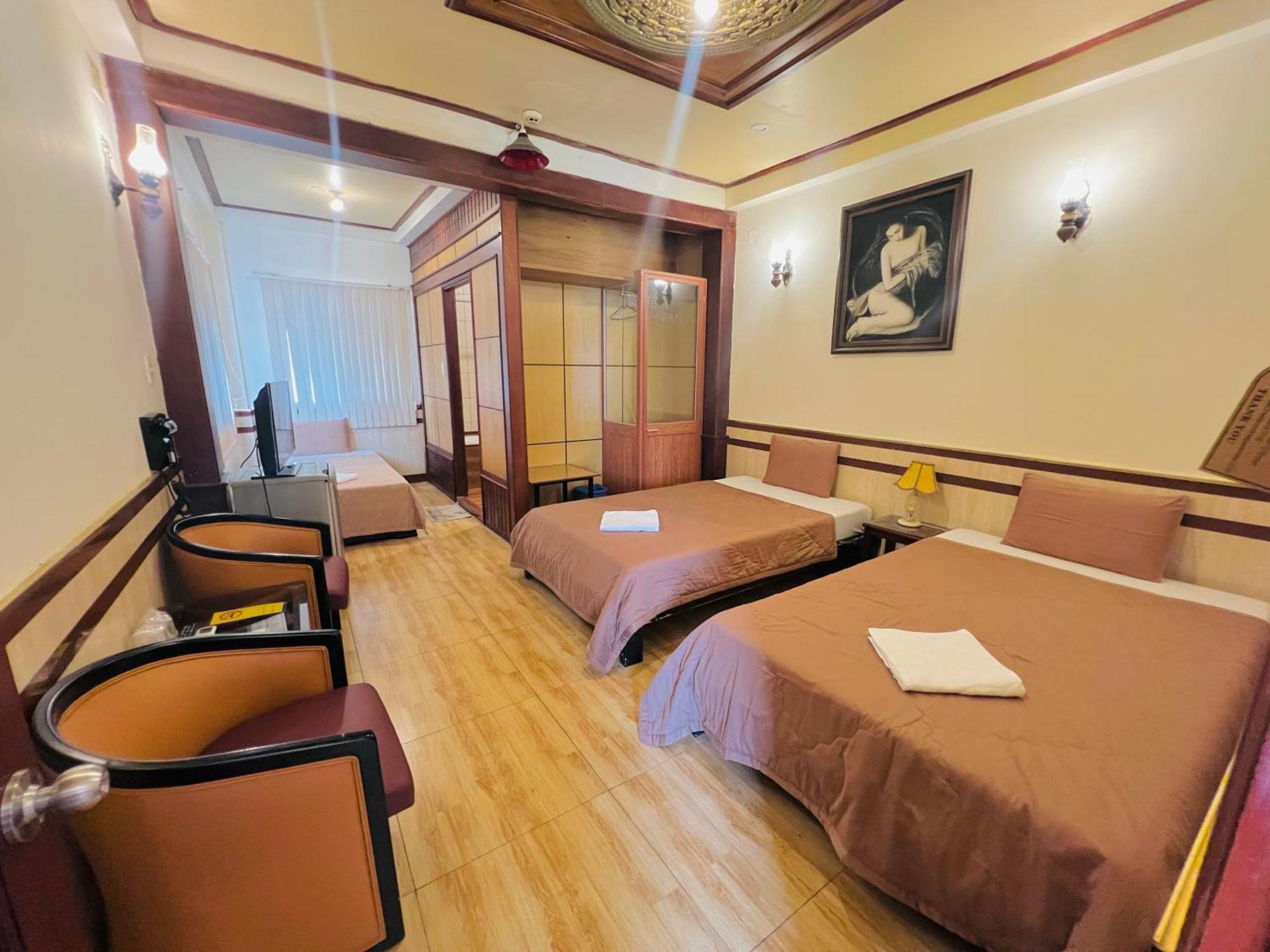 Bi Saigon - Bui Vien Walking Street Hotel *
